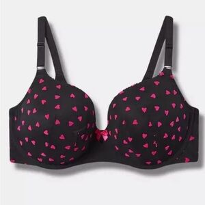 BRAND NEW Torrid Black & Hot Pink Heart Print T-Shirt Bra